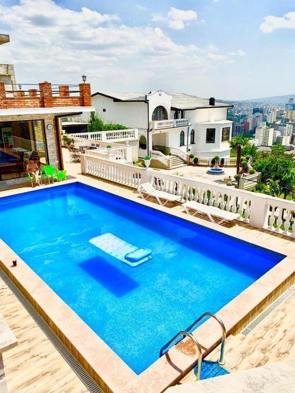 The Hilltop Skyline Hotel Tbilisi Exteriör bild